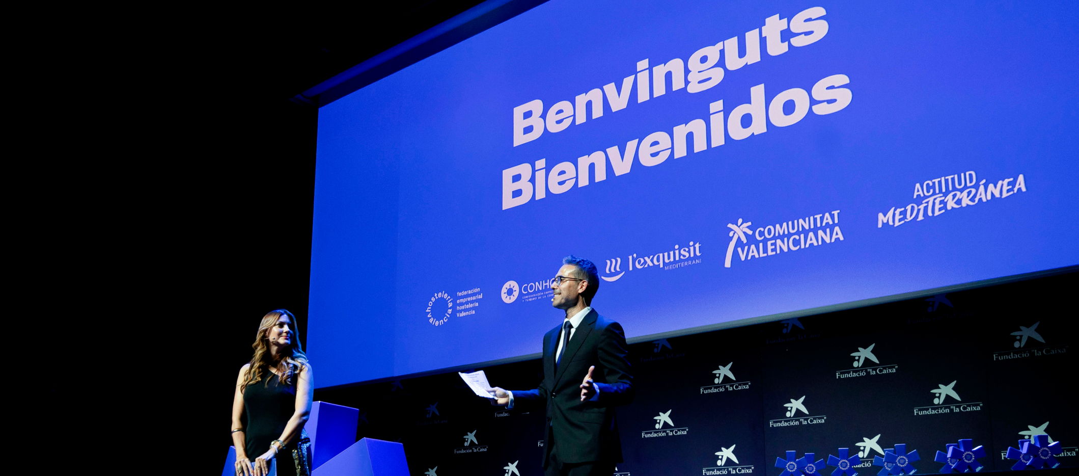 Entrada y bienvenida a la gala de los Premios Hostelería Valencia 2026 en CaixaForum Valencia